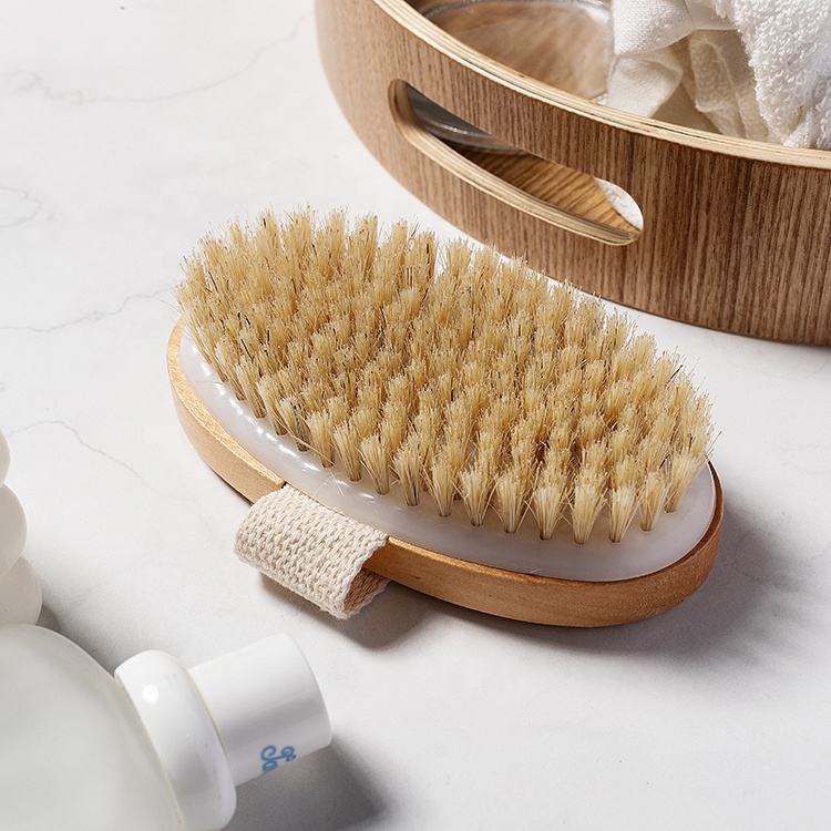 Custom Logo Hand-held Oval Wet And Body Brush Exfoliator Wood Boar Bristle Dry Skin Body Bath Brush